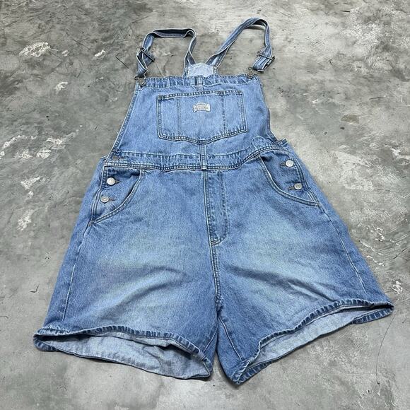 Levi Strauss & Co Overall Shorts Womens Size Large Cotton Denim Light/Med Wash - Picture 1 of 10